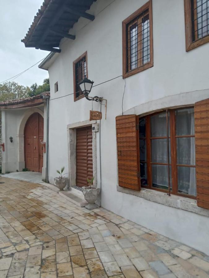 Rooms For Rent Shkoder Exterior photo