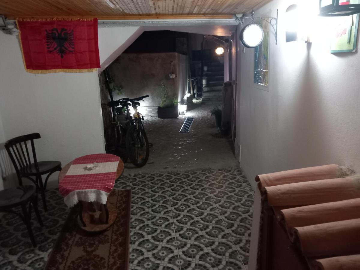 Rooms For Rent Shkoder Exterior photo